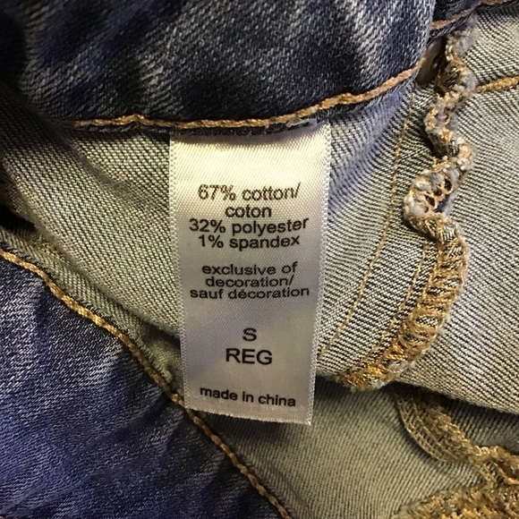 Maurice’s Women's Faded Medium Wash Straight Leg Jeans - Picture 3 of 8